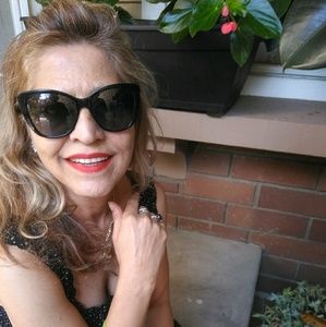 Meet your Posher, Parivash